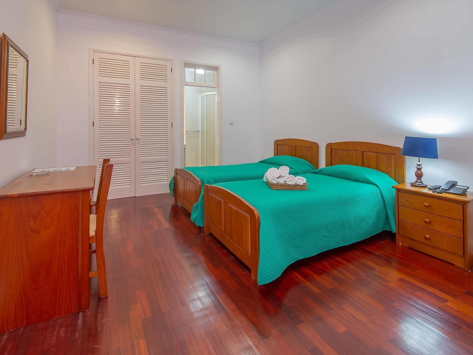 Comercial Boutique Guest House Ponta Delgada  Exterior photo